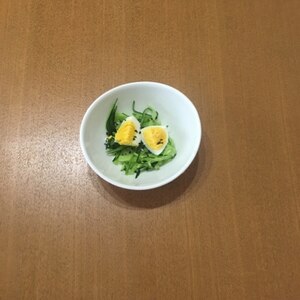 ゆで卵・きゅうり・ごまのサラダ